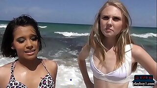 Dabbler teen picked up on the beach together with fucked in a van